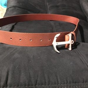 Vineyard Vines Anchor Leather Belt